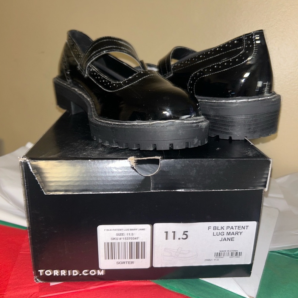 New in box Torrid chunky Mary Jane’s 11.5WW